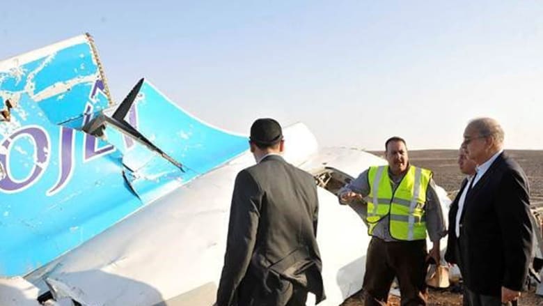 بالصور.. حطام الطائرة الروسية في سيناء بالصور.. حطام الطائرة الروسية في سيناء