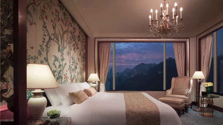 أجمل مشاهد هونغ كونع من أعلى فنادقها