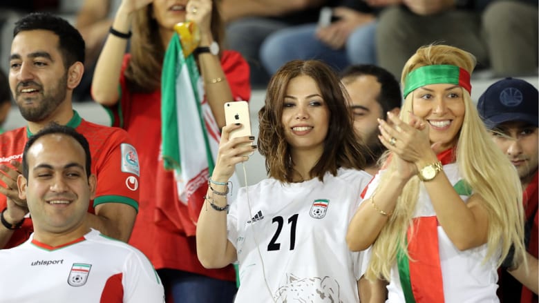 أغرب الصور من مباريات المنتخبات العربية في تصفيات المونديال أغرب الصور من مباريات المنتخبات العربية في تصفيات المونديال