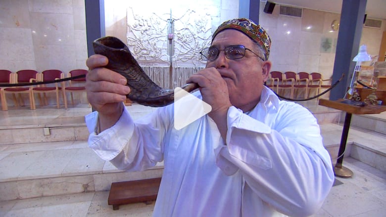 الشوفار.. أداة موسيقية يتردد صداها مع دخول "روش هشانا" الشوفار.. أداة موسيقية يتردد صداها مع دخول "روش هشانا"