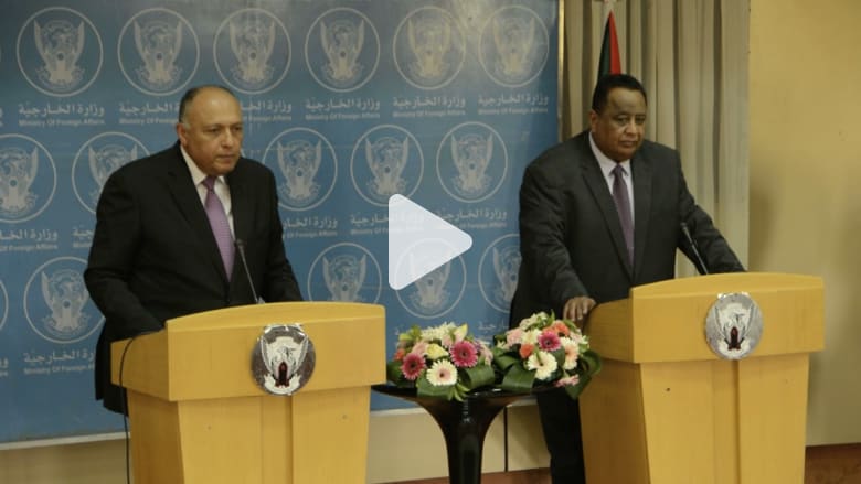 توافق بين شكري وغندور في عدة ملفات.. وتأجيل حلايب للسيسي والبشير توافق بين شكري وغندور في عدة ملفات.. وتأجيل حلايب للسيسي والبشير