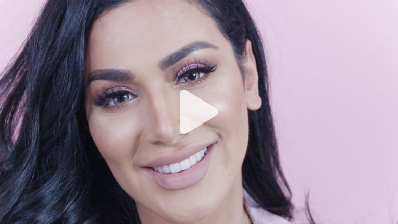 هدى قطان: الوجه الذي أطلق مملكة تجميلية قيمتها مليار دولار هدى قطان: الوجه الذي أطلق مملكة تجميلية قيمتها مليار دولار