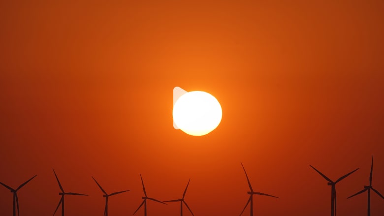 الطاقة النظيفة في مصر.. تحدٍ لسباق الزمن الطاقة النظيفة في مصر.. تحدٍ لسباق الزمن