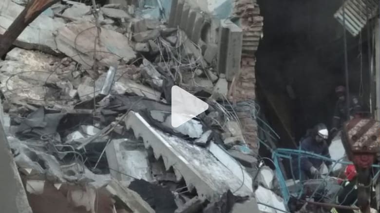 قتلى وجرحى في انهيار جزء من مبنى سكني في روسيا قتلى وجرحى في انهيار جزء من مبنى سكني في روسيا