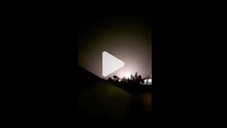 شاهد.. لحظة قصف قاعدة عين الأسد العسكرية في العراق بالصواريخ شاهد.. لحظة قصف قاعدة عين الأسد العسكرية في العراق بالصواريخ