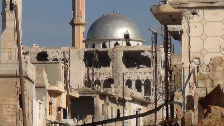 معاناة السوريين تستمر في 2014 معاناة السوريين تستمر في 2014