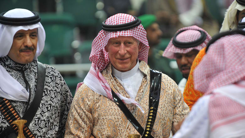 الجنادرية مهرجان تراثي وثقافي يجذب العديد من الزوار الجنادرية مهرجان تراثي وثقافي يجذب العديد من الزوار