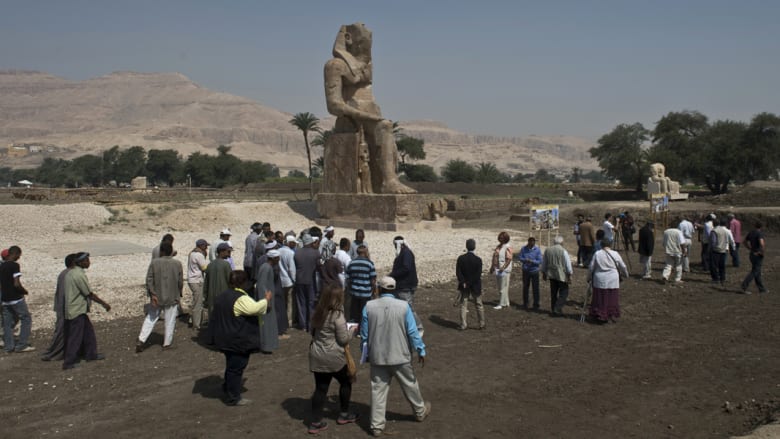أمنحتب الثالث يعود إلى الأقصر أمنحتب الثالث يعود إلى الأقصر
