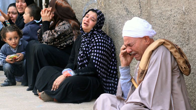 بالصور: مصر في يوم .. محاكمات ومظاهرات بالصور: مصر في يوم .. محاكمات ومظاهرات