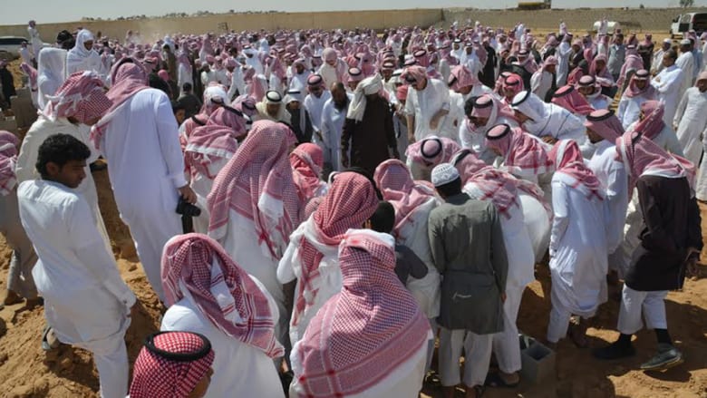 بالصور .. تشييع "ما تبقى" من لمى الروقي إلى مثواها الأخير بالصور .. تشييع "ما تبقى" من لمى الروقي إلى مثواها الأخير