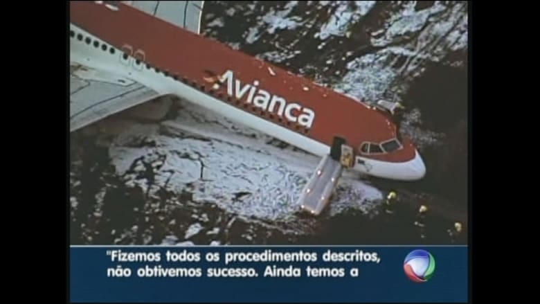 بالفيديو.. طائرة تهبط اضطراريا في البرازيل
