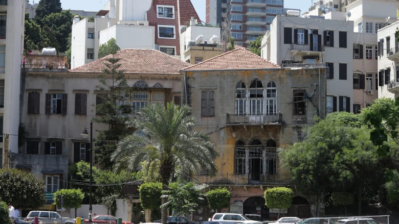 بيوت قديمة تنازع للبقاء.. وأبنية تفرض وجها جديدا في بيروت بيوت قديمة تنازع للبقاء.. وأبنية تفرض وجها جديدا في بيروت