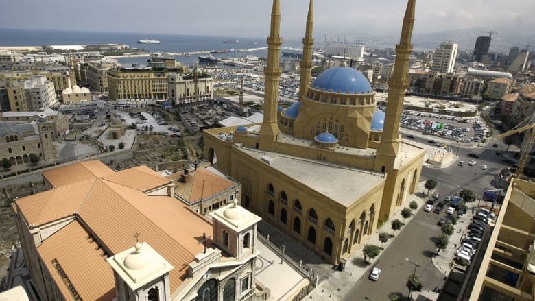 بيوت قديمة تنازع للبقاء.. وأبنية تفرض وجها جديدا في بيروت بيوت قديمة تنازع للبقاء.. وأبنية تفرض وجها جديدا في بيروت