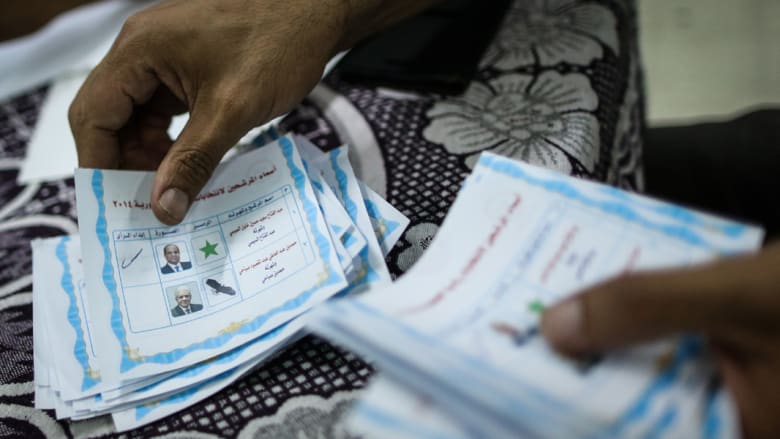 انتخابات الرئاسة المصرية ساعة بساعة وبالصور انتخابات الرئاسة المصرية ساعة بساعة وبالصور