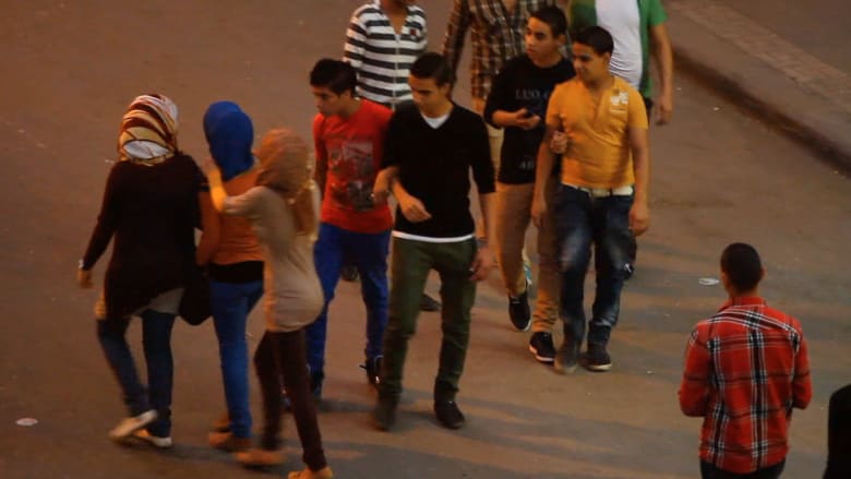 “وباء التحرش الجنسي” يشعل الغضب بشوارع مصر