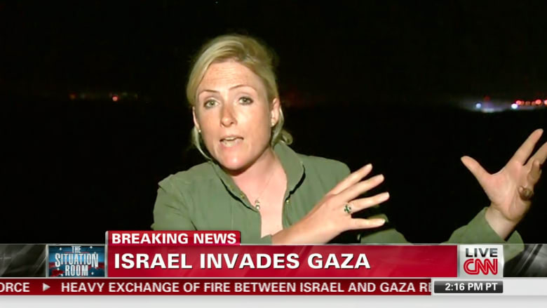 صاروخ يصيب غزة وإسرائيليون يهللون لذلك