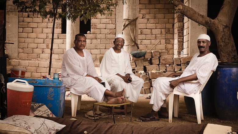 صور "Humans of Khartoum" تلتقط نبض الشارع في الخرطوم ووجوه تروي قصص أصحابها صور "Humans of Khartoum" تلتقط نبض الشارع في الخرطوم ووجوه تروي قصص أصحابها