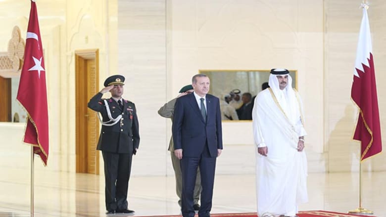 بالصور: أردوغان يدشن مع أمير قطر في الدوحة مشروع "القرية التركية" واتفاق على "مجلس استراتيجي" بالصور: أردوغان يدشن مع أمير قطر في الدوحة مشروع "القرية التركية" واتفاق على "مجلس استراتيجي"