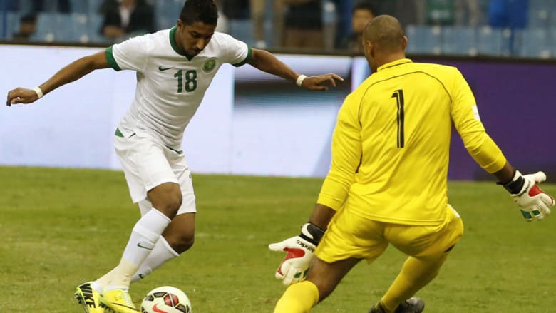 كأس الخليج بالصور: السعودية على مشارف المربع وجماهير اليمن تصنع الحدث كأس الخليج بالصور: السعودية على مشارف المربع وجماهير اليمن تصنع الحدث
