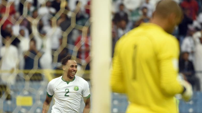 كأس الخليج بالصور: السعودية على مشارف المربع وجماهير اليمن تصنع الحدث كأس الخليج بالصور: السعودية على مشارف المربع وجماهير اليمن تصنع الحدث