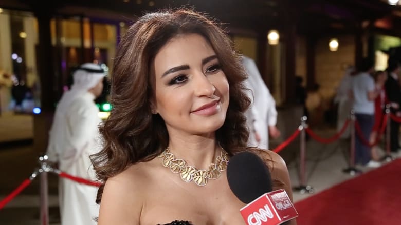 الممثلة اللبنانية ماغي أبو غصن: مهرجان دبي السينمائي يتميز بالأناقة والثقافة والضيافة
