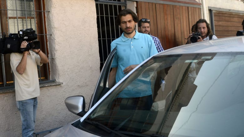 أول صور لمحتجزي غوانتنامو السابقين في أوروغواي أول صور لمحتجزي غوانتنامو السابقين في أوروغواي
