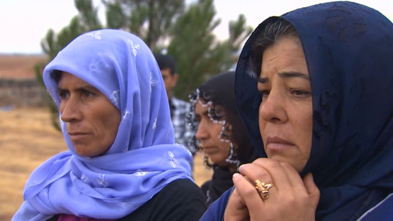 ‫أكراد: تركيا تشارك داعش في قتل أحبائنا‬