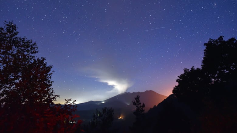 صورة للبركان صورة للبركان