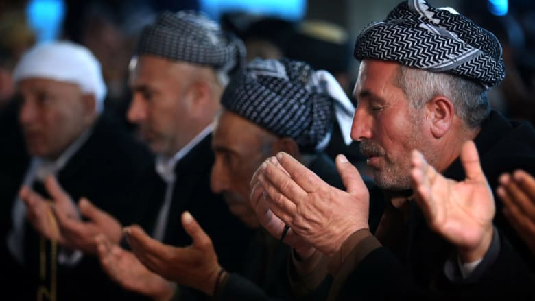 شاهد احتفالات الأكراد الصوفيين بعيد المولد النبوي شاهد احتفالات الأكراد الصوفيين بعيد المولد النبوي