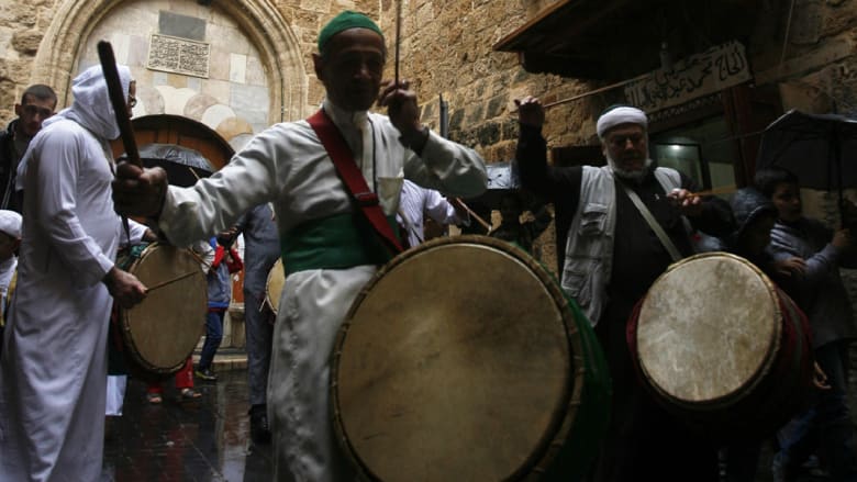 ذكرى المولد النبوي الشريف بالصور ومن مختلف أصقاع الأرض ذكرى المولد النبوي الشريف بالصور ومن مختلف أصقاع الأرض