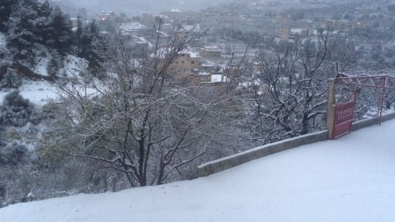 صورة للثلوج من بلدة نيحا، قضاء الشوف في لبنان - أرسلتها رحاب ذبيان صورة للثلوج من بلدة نيحا، قضاء الشوف في لبنان - أرسلتها رحاب ذبيان