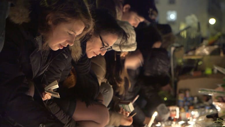 مشاهد من حداد “الجالية اليهودية” بباريس بعد الهجمات الإرهابية
