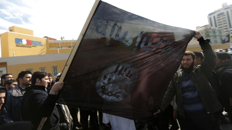 بالصور.. مظاهرات في إيران وغزة وإندونيسيا ضد صحيفة شارلي إيبدو الفرنسية ورسمها النبي محمد مجددا بالصور.. مظاهرات في إيران وغزة وإندونيسيا ضد صحيفة شارلي إيبدو الفرنسية ورسمها النبي محمد مجددا