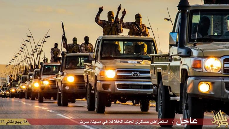 بالصور.. داعش بعرض عسكري في سرت بعد عرض المنوفية بليبيا بالصور.. داعش بعرض عسكري في سرت بعد عرض المنوفية بليبيا