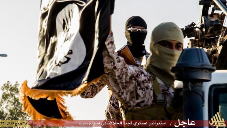 بالصور.. داعش بعرض عسكري في سرت بعد عرض المنوفية بليبيا بالصور.. داعش بعرض عسكري في سرت بعد عرض المنوفية بليبيا