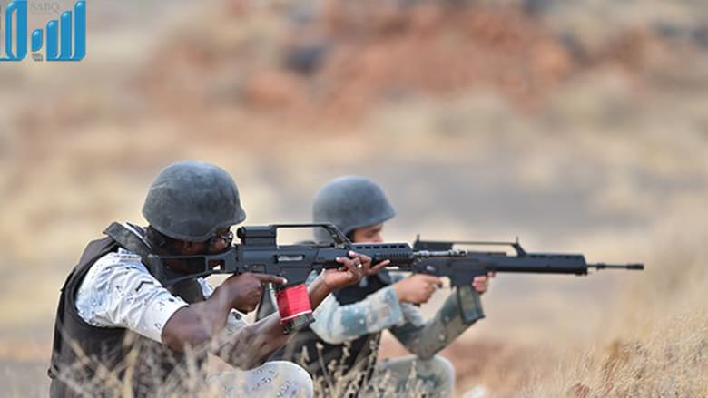 بالصور.. مرابطة القوات السعودية على الحدود مع اليمن بالصور.. مرابطة القوات السعودية على الحدود مع اليمن