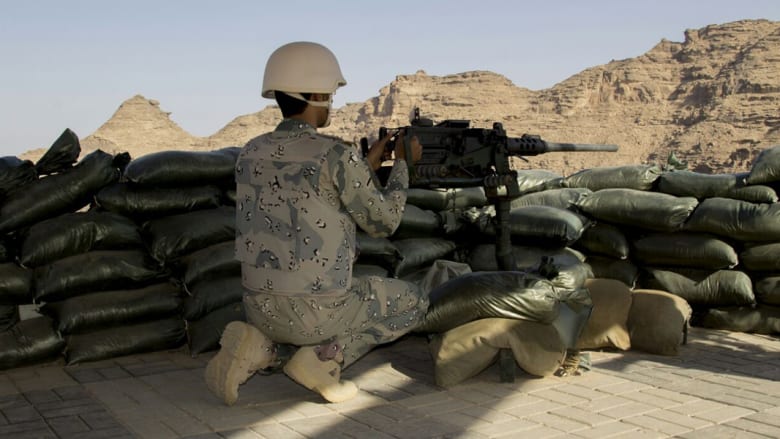 بالصور.. رباط القوات السعودية بجبال نجران على الحدود مع ...
