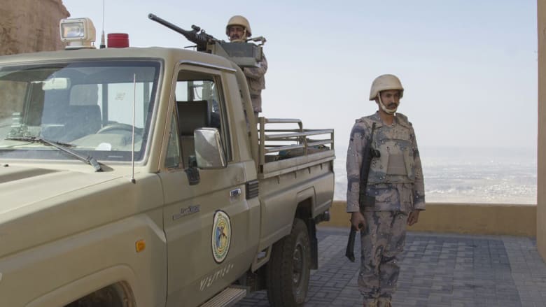 بالصور.. رباط القوات السعودية بجبال نجران على الحدود مع اليمن بالصور.. رباط القوات السعودية بجبال نجران على الحدود مع اليمن