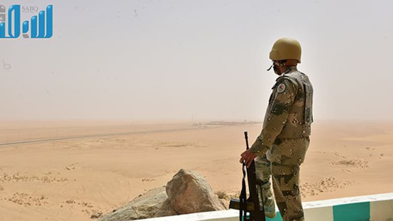 بالصور.. تأهب حرس الحدود السعودي على امتداد شريط نجران الحدودي مع اليمن بالصور.. تأهب حرس الحدود السعودي على امتداد شريط نجران الحدودي مع اليمن