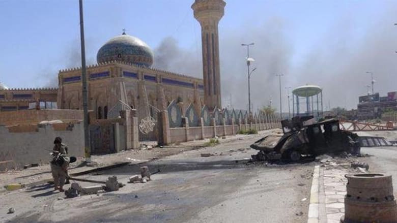 بالصور.. داعش ينشر لقطات من "الغنائم" في الرمادي بالصور.. داعش ينشر لقطات من "الغنائم" في الرمادي