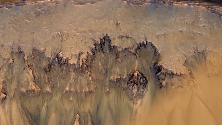 "ناسا" تعزز آمال العيش على "المريخ" بتأكيد تدفق المياه على سطح الكوكب الأحمر