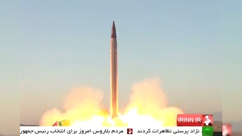 شاهد.. تجربة إطلاق الصاروخ الإيراني "عماد" طويل المدى
