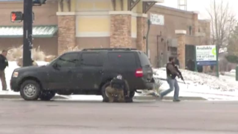 بالفيديو.. إطلاق نار بولاية كولورادو الأمريكية والحصيلة الأولية 9 مصابين بينهم 4 ضباط