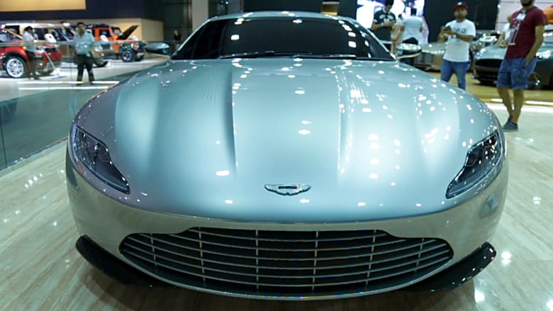 معرض دبي الدولي للسيارات..منصة لتشارك الأفكار ونماذج سيارات المستقبل