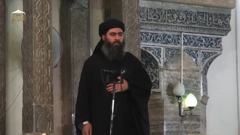 بالفيديو: مسلمون يسخرون من نداء "أمير المؤمنين"… "زوجتي تنتظرني" و"مشغولة بقراءة القرآن"