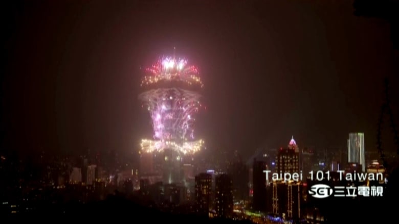 شاهد.. احتفالات تايوان والفلبين وكوريا الجنوبية بالعام الجديد