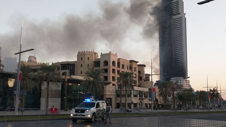 بالصور.. فندق "العنوان" بدبي بعد الحريق بصباح أول يوم بـ2016 بالصور.. فندق "العنوان" بدبي بعد الحريق بصباح أول يوم بـ2016