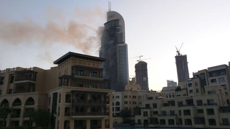 بالصور.. فندق "العنوان" بدبي بعد الحريق بصباح أول يوم بـ2016 بالصور.. فندق "العنوان" بدبي بعد الحريق بصباح أول يوم بـ2016