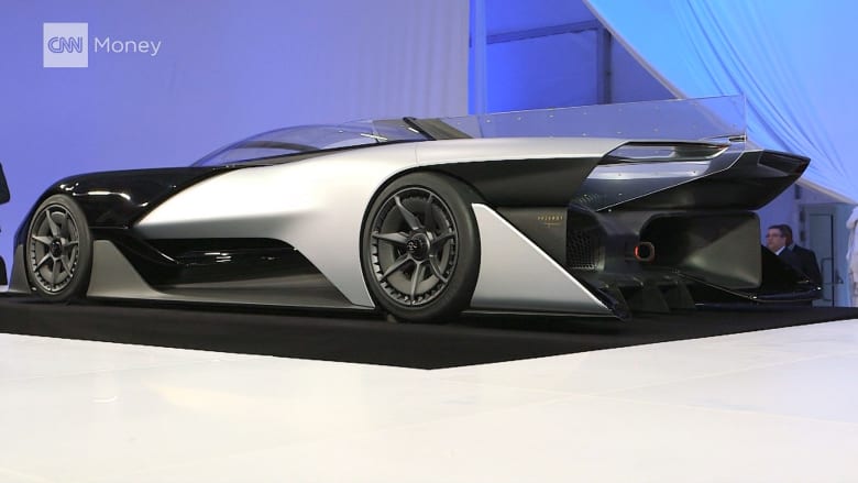 بالفيديو: سيارة المستقبل سريعة وكهربائية وذكية