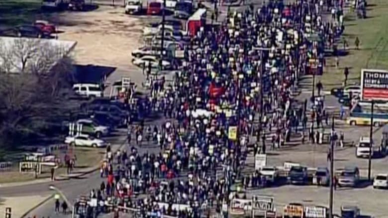 بالفيديو: مسيرات تعد الأكبر في ولاية تكساس بذكرى رحيل مارتن لوثر كينغ